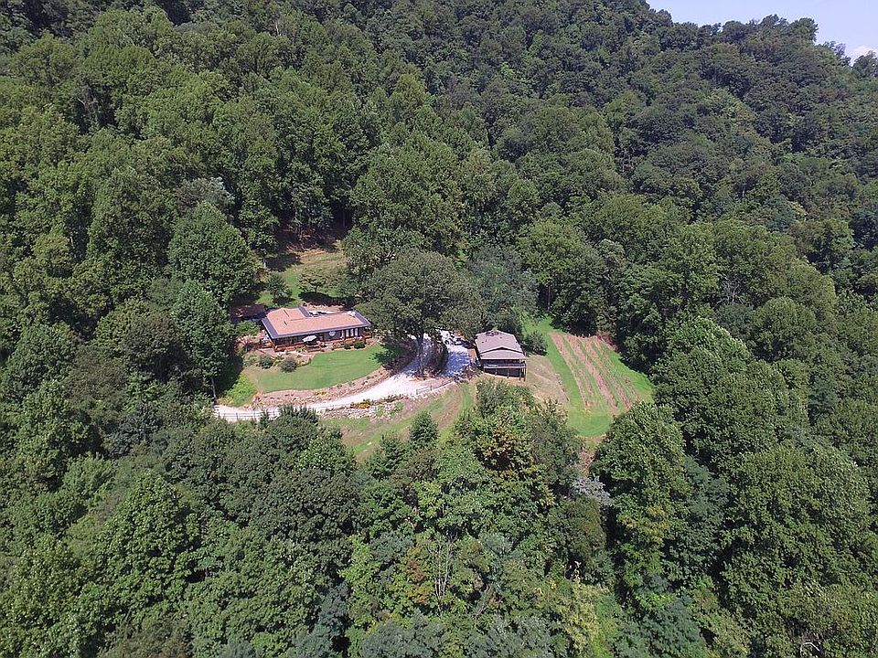 1st image of 653 Tau Rock Vineyard Ln