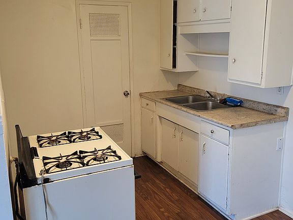 3rd image of 24907 Cactus Ave