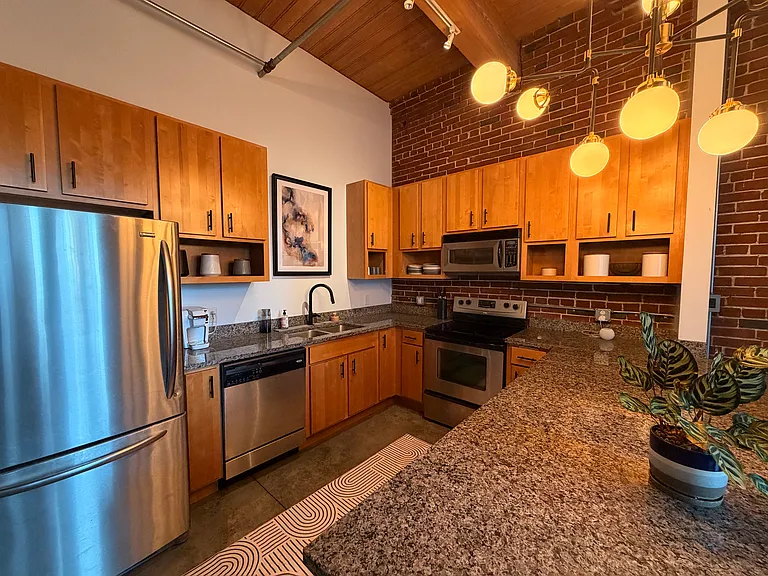 1114 Lucas Ave #508 — Photo 3