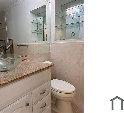4th image of 3791 Collinwood Ln #3791