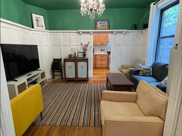 414 West 121st Street image 9 of 10