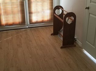 4758 Winding Rd, Hearne, TX 77859