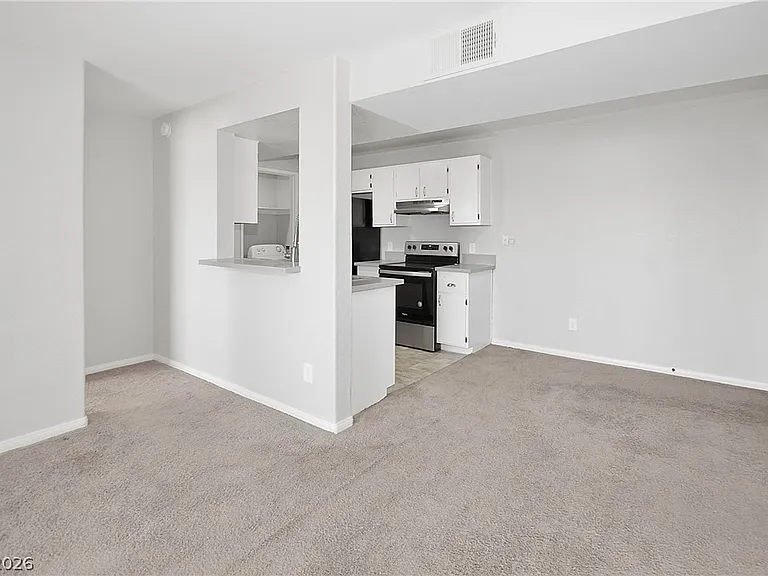 220 Mission Catalina Ln #207 — Photo 9