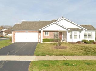 301 Capitol Dr UNIT A, Sugar Grove, IL 60554