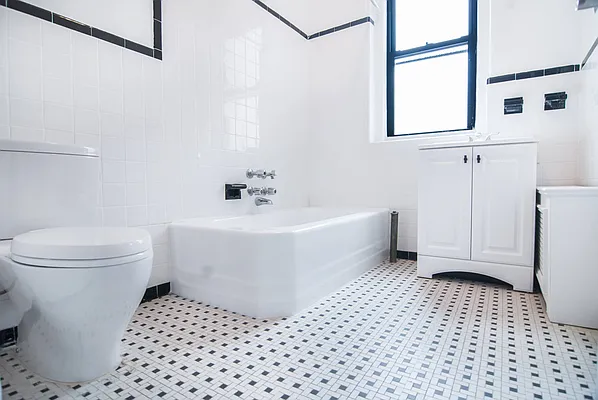 Rented by WAM Partners - William Moses Co. | media 43