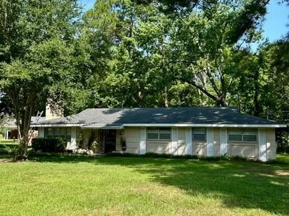 1216 Karen Rd, Montgomery, AL 36109
