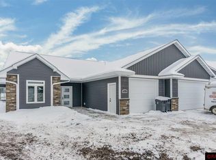 3117 Buttercup Trl, Mankato, MN 56001