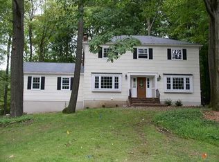 10 Fieldstone Ct, Randolph, NJ 07869