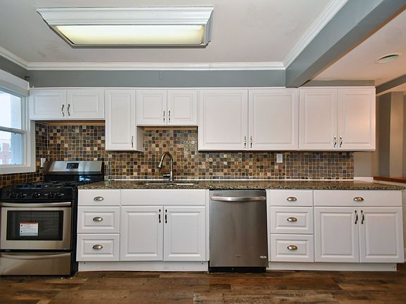 2nd image of 7912 Saint Claire Ln