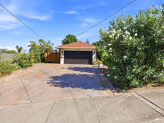 3rd image of 577 Vili Way