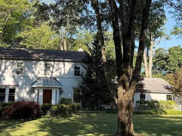 15704 Ancient Oak Dr, Gaithersburg, MD 20878