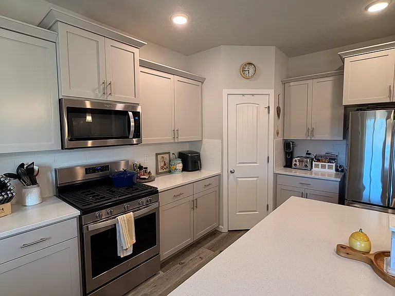 7193 SE Cheryl Ct — Photo 8