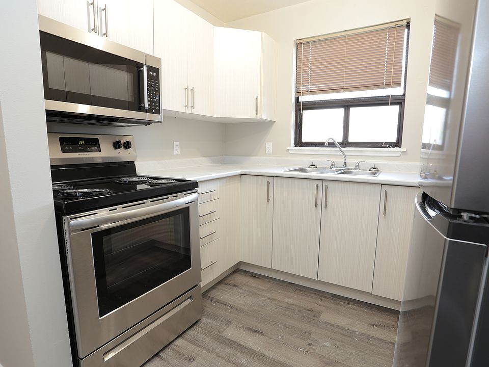 1st image of 24 Clearview Dr #3-Bedroom