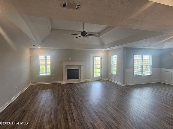 3rd image of 3419 Stockport Drive