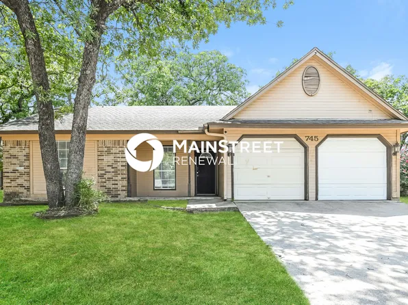 745 Timberoaks Dr, Azle, TX 76020