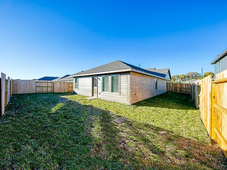 14418 Woodcott Warren Way — Photo 28