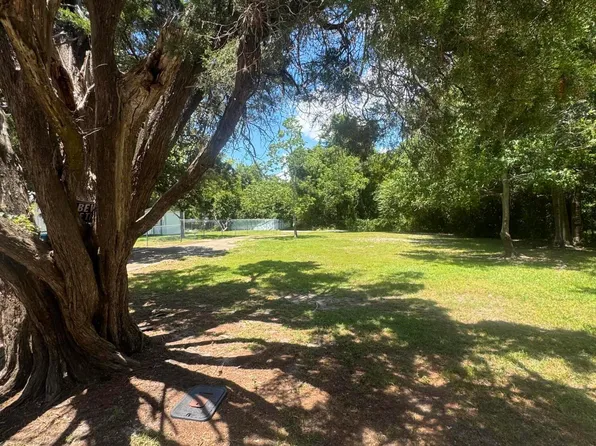 3403 Darryl Ave, Pascagoula, MS 39581