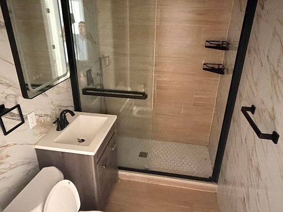 4th image of 33-08 Ditmars Blvd #1