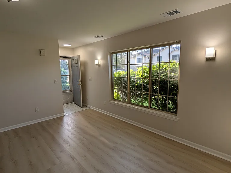 19520 Spagnuolo Ln — Photo 4