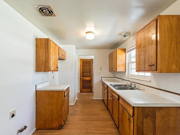 4th image of 6365 Roselawn Ave