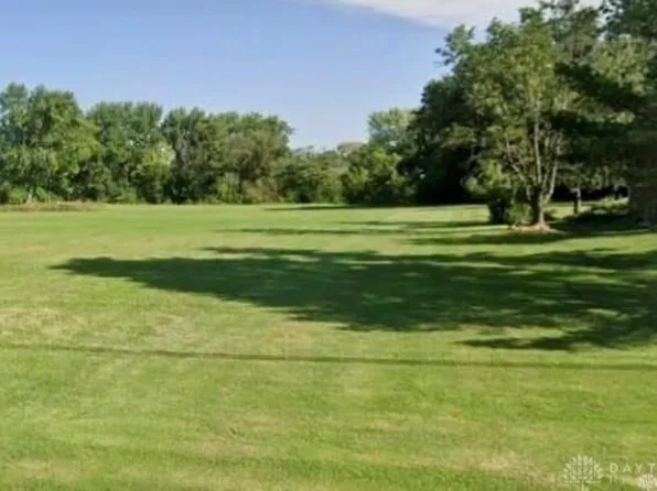 3955 Benner Rd, Miamisburg, OH 45342