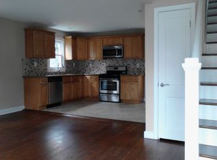 96 Saybrook Ave, Hamilton, NJ 08619