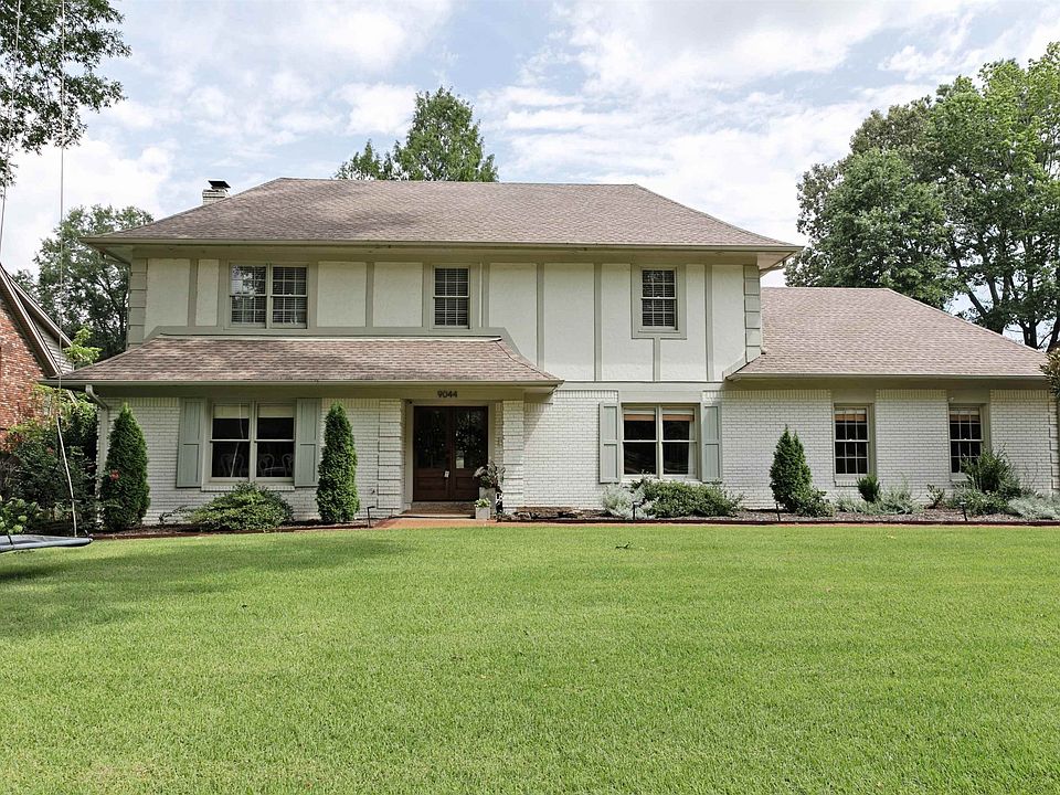 1st image of 9044 Latimer Dr