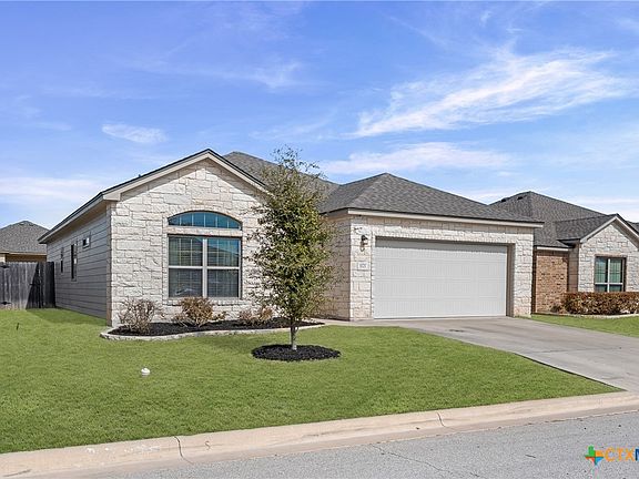 2nd image of 1121 Spring Terrace Loop