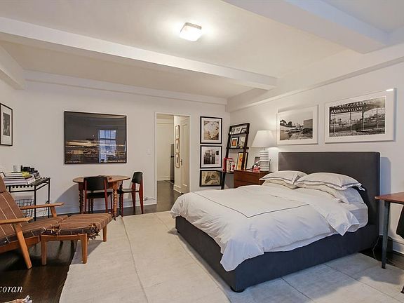 3rd image of 465 W 23rd St APT 11F
