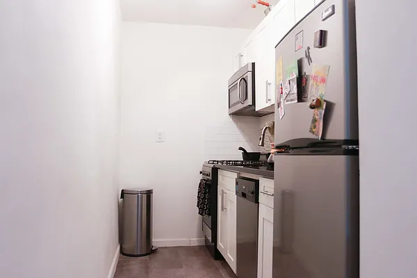 Rented by Ethan Blinder, LREB | media 25