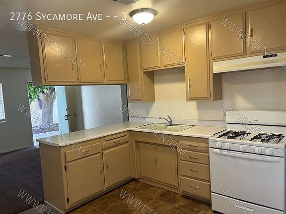 5th image of 2776 Sycamore Ave #3
