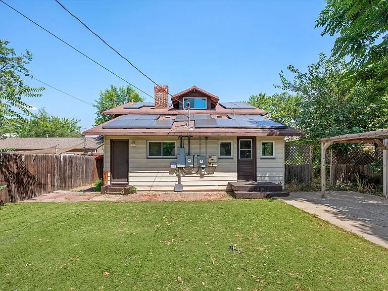3917 S Acoma St — Photo 22