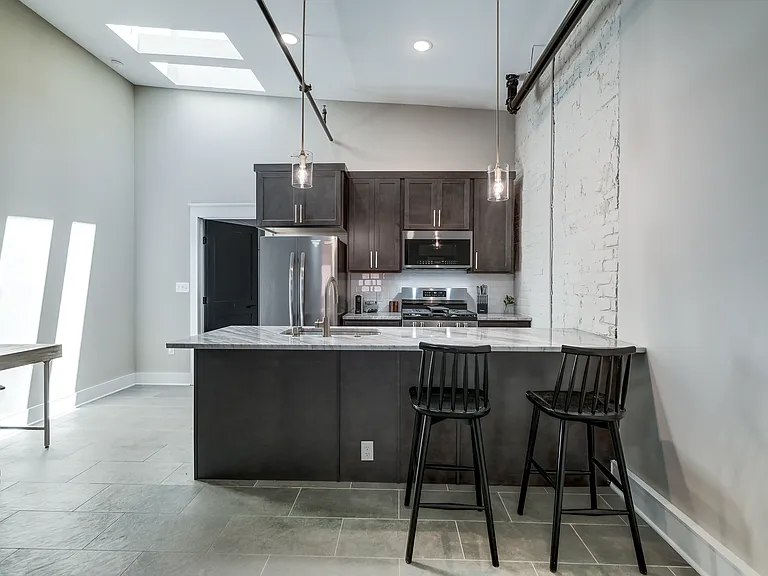 1523 W Cary St #1 — Photo 9