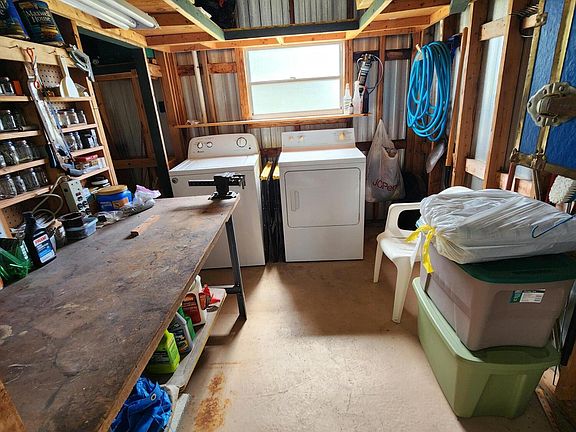 3rd image of 5007 Santa Barbara Ave