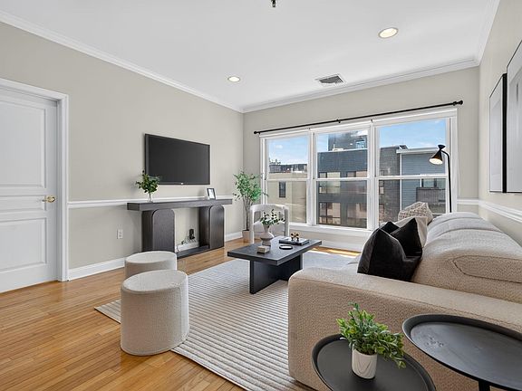 4th image of 84 Adams St APT 5F