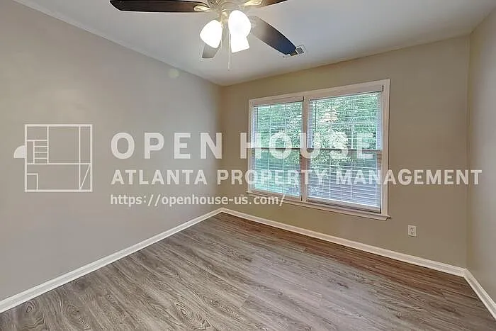 5404 Oxford Chase Way — Photo 14