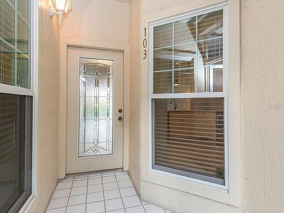4th image of 467 Hamptoncrest 103 Cir