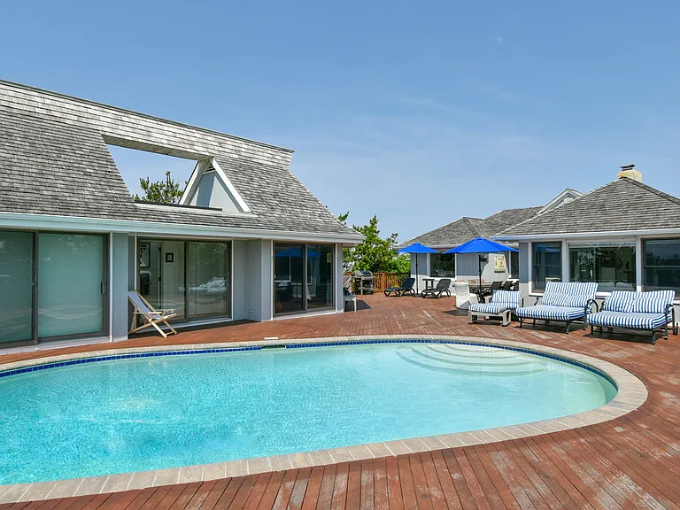 Dune Rd — Photo 15