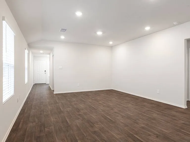 128 Granary Dr — Photo 6