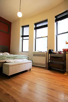 Rented by JK Dansar Corp | media 7