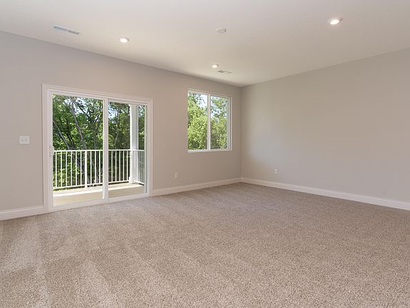 3rd image of 2640 Timberside Dr