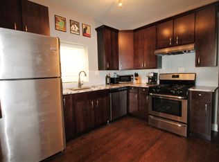 1911 W Addison St #U02, Chicago, IL 60613