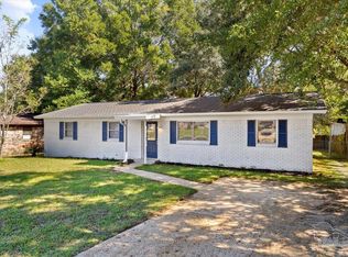 7065 Ben Sasser Dr, Pensacola, FL 32526