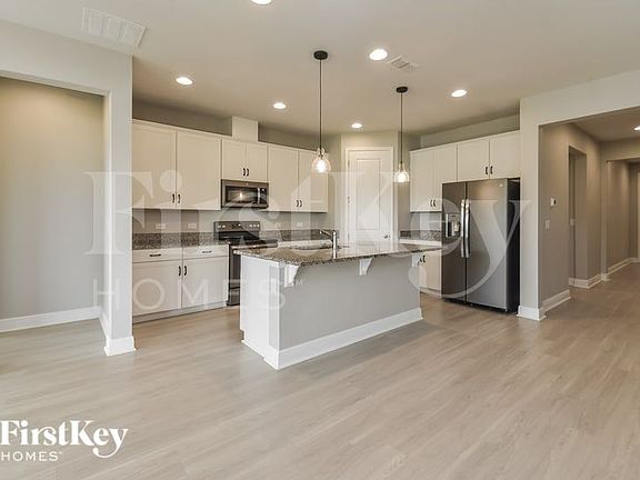 4th image of 3586 Bristol Cove Ln