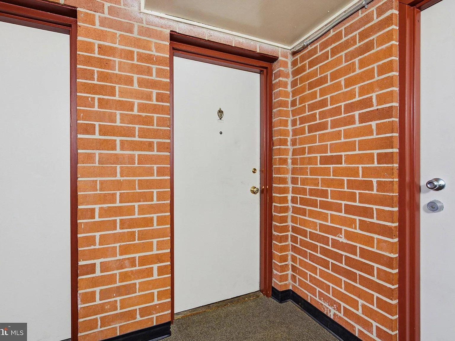 1 bed, 1.0 bath, 759 sqft, $1,600 — Photo 2