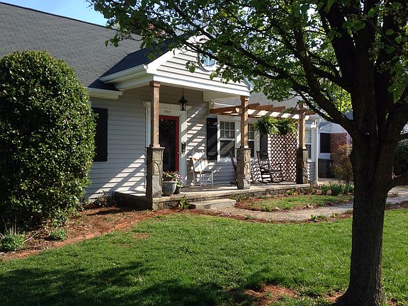 3rd image of 2319 Westover Dr