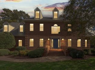 333 White Dogwood Dr, Chesapeake, VA 23322