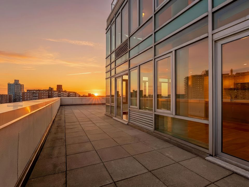 1st image of 3220 Arlington Ave #12AB