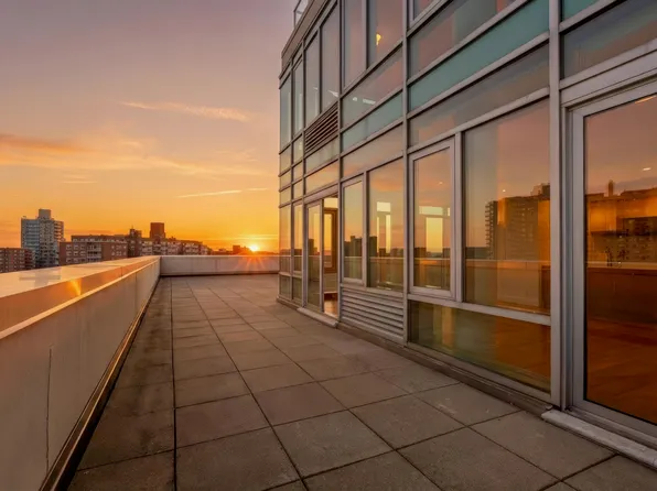 3220 Arlington Avenue image 1 of 51