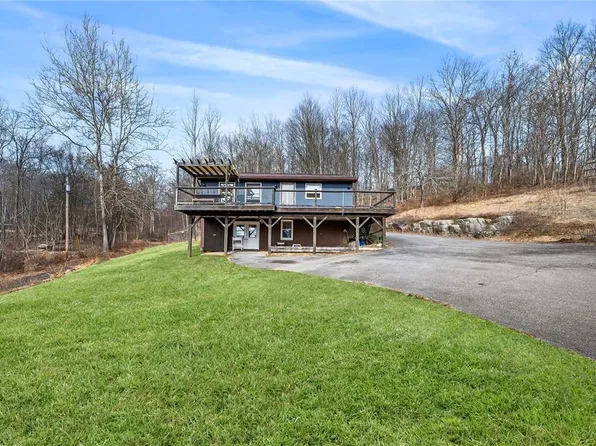 930 Old Post Road, New Paltz, NY 12561